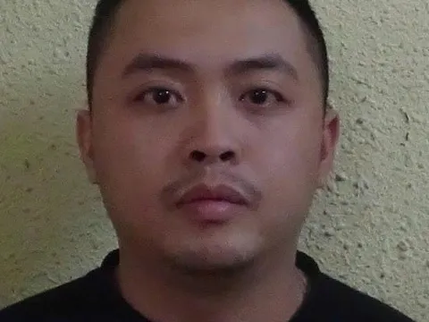 Bốc đồng trên phố, thanh niên vướng lao lý