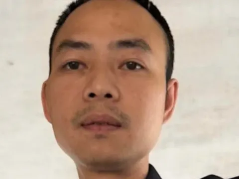 Truy tìm kẻ hành hung lái xe buýt ở Hà Nội