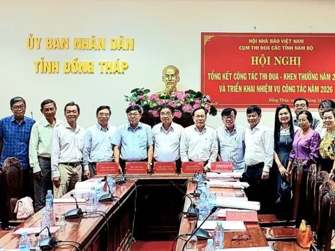 Cụm thi đua Hội Nhà báo các tỉnh Nam Bộ: Đồng Tháp và Vĩnh Long được đề nghị tặng cờ thi đua xuất sắc