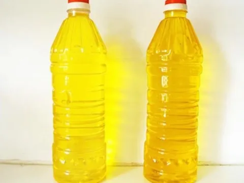 Bộ Y tế nói gì vụ dầu ăn chăn nuôi "biến" thành dầu ăn cho người?
