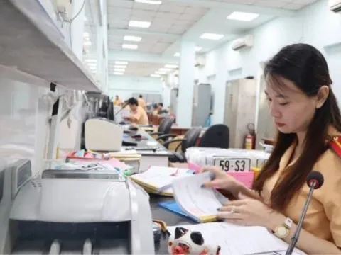 Áp dụng mức lệ phí mới khi đăng ký phương tiện giao thông