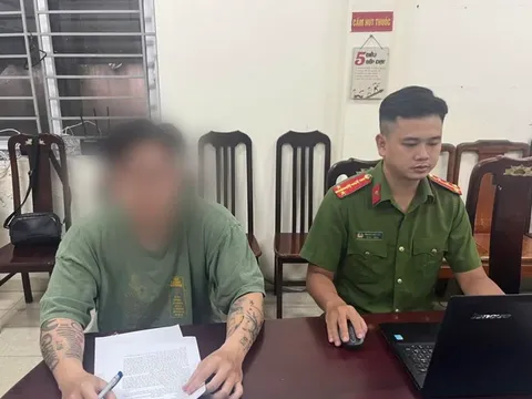 Công an Hà Nội thông tin vụ người đàn ông xăm trổ đánh cô gái ở sảnh chờ thang máy chung cư