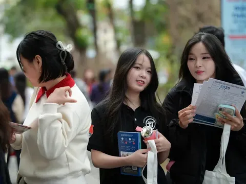 Nhiều trường đại học và phổ thông tại Hà Nội điều chỉnh lịch học, ưu tiên cho sự kiện A80