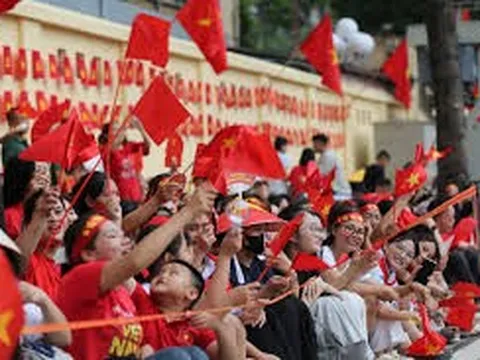 Những tuyến đường nào ở Hà Nội cấm xe từ trưa nay 24/8 để phục vụ tổng hợp luyện diễu binh lần 2?