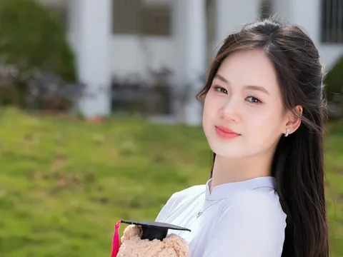 Thủ khoa toàn quốc khối A00 Nguyễn Lê Hiền Mai đậu trường đại học nào?