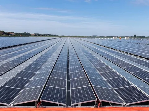 Đề xuất mới về mức tiền hỗ trợ hộ dân lắp điện mặt trời mái nhà