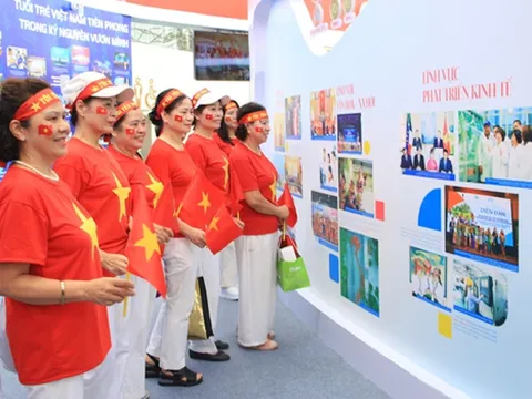 Kéo dài thời gian Triển lãm thành tựu đất nước đến hết 15/9