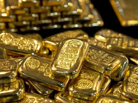 Thủ tướng yêu cầu báo cáo tình hình, giải pháp quản lý thị trường tiền tệ, vàng