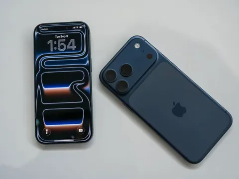 Vì sao iPhone 17 Pro Max lại có giá 2.000 USD?