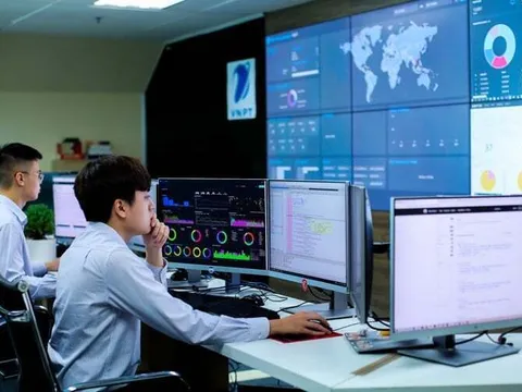 Dự kiến hỗ trợ 5 triệu đồng/tháng cho công chức làm chuyển đổi số