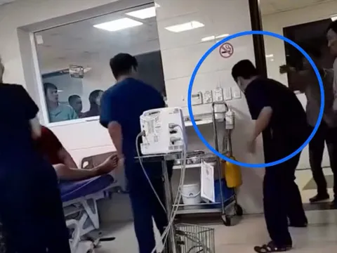 Hành hung nhân viên y tế, người đàn ông bị phạt 35 triệu đồng