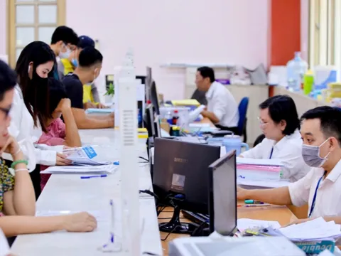 Khoảng 100.000 cán bộ nghỉ việc do sắp xếp bộ máy