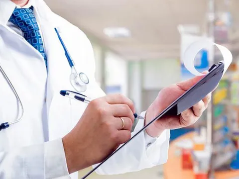 Siết chặt các quy định về thực hành, cấp giấy phép hành nghề y tế