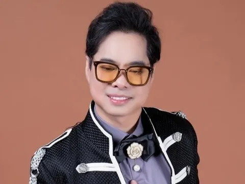 Nam nghệ sĩ Vbiz tự nhận 'nghèo nhất showbiz Việt', ở nhà dát vàng, U60 vẫn chưa vợ