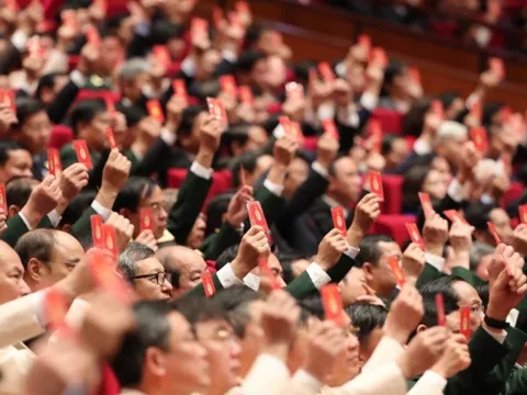 Cán bộ bị kỷ luật vẫn có thể được quy hoạch chức vụ cao hơn