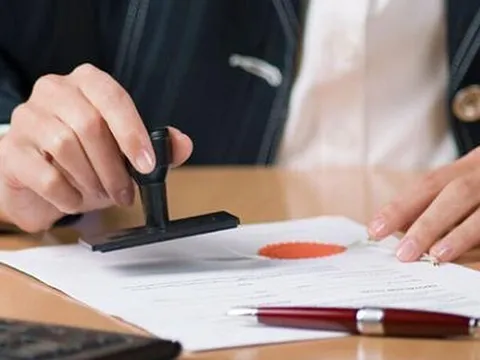 Từ 01/11/2025, UBND cấp xã chứng thực các loại giấy tờ nào?