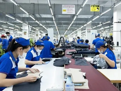 Quyền lợi của người lao động khi tăng mức lương tối thiểu