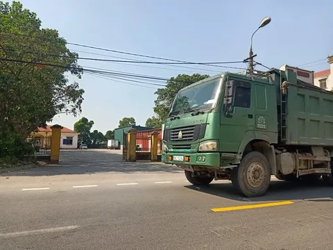 Tam Dương - Vĩnh Phúc: 'Xe vua' vẫn lộng hành, vắng bóng cơ quan chức năng