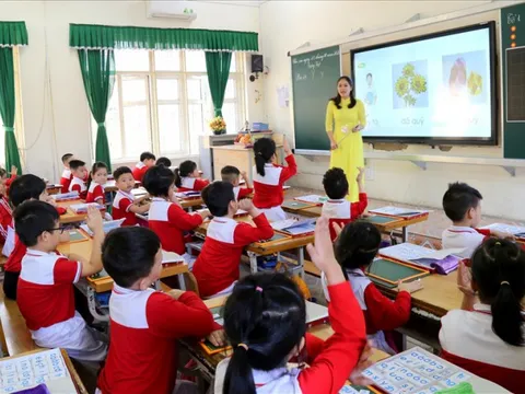 Đề xuất tăng học phí mầm non, phổ thông 7,5%/năm từ năm học 2021-2022