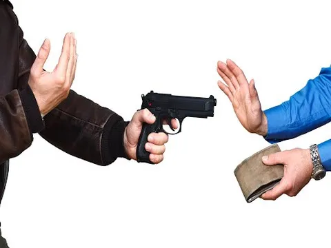 Tội ‘Cưỡng đoạt tài sản’ bị xử lý như thế nào?