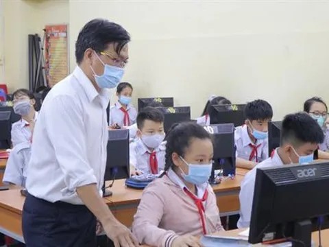 Bộ GD&ĐT yêu cầu tăng cường phòng, chống dịch Covid-19 trong trường học