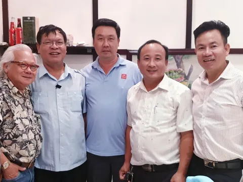 Đôi dòng cho ngày cuối năm