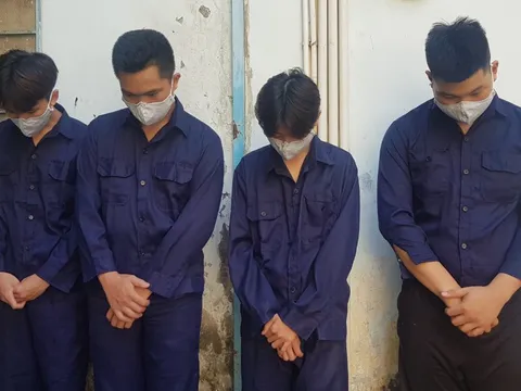 Mâu thuẫn từ việc 'nhìn đểu', 2 nhóm học sinh THPT hẹn nhau từ Đà Lạt về TP.HCM hỗn chiến