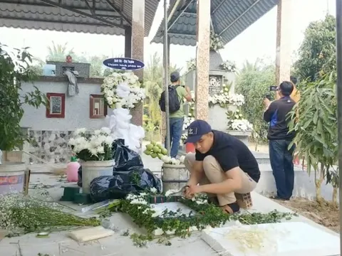 Tro cốt cố nghệ sĩ Vân Quang Long đã được yên nghỉ ở quê nhà