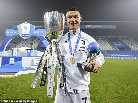 Ronaldo trở thành chân sút vĩ đại nhất lịch sử