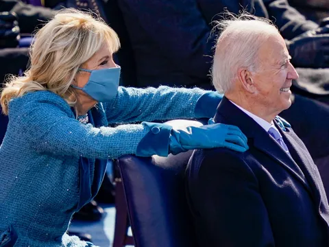 Chuyện tình vợ chồng Tổng thống Joe Biden: Ngọt ngào từ phút ban đầu