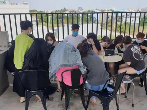 An Giang: Công an TP Long Xuyên triệt phá tụ điểm đánh bạc trong quán cà phê