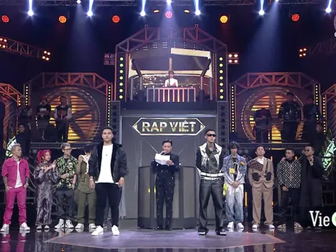 Trấn Thành bị nhặt sạn đọc phiếu bầu 'không chút giả trân' ở chung kết Rap Việt, netizen rần rần: Có khi lộn luôn quán quân?
