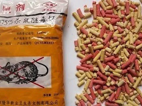 Người phụ nữ hạ độc người tình khi bị chê ngực nhỏ