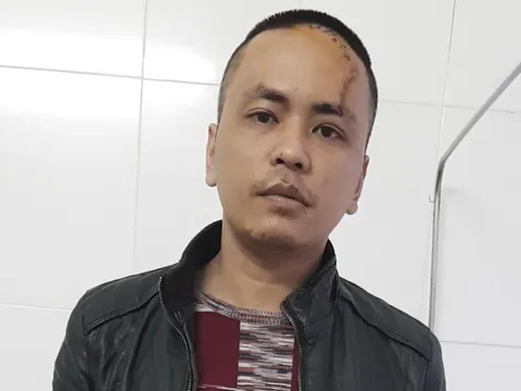Bắc Ninh: Nam thanh niên chém bố đẻ và 2 công an xã rồi quát 'thuốc của tao đâu'
