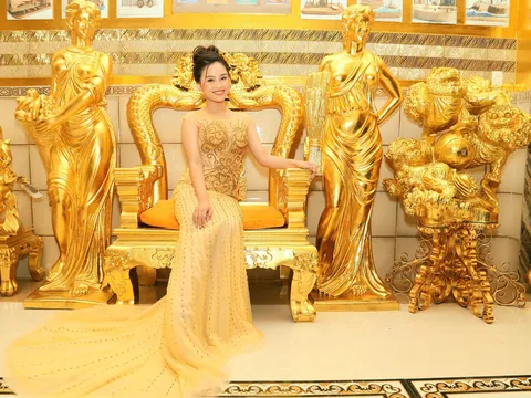 Cận cảnh ngôi nhà được khoe là dát vàng đến tận... chiếc bát ăn cơm