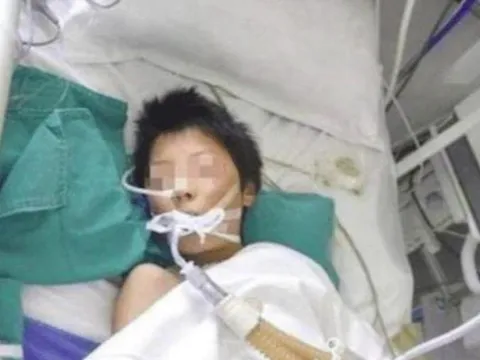 'Con muốn bố chết đi', sự thật phía sau điều ước sinh nhật của cậu bé 5 tuổi khiến nhiều người đau đớn