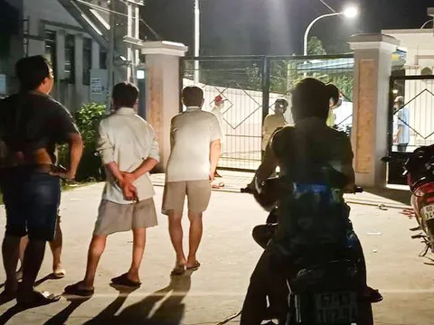 Giải quyết mâu thuẫn giúp bạn gái, nam thanh niên bị thiếu nữ 17 tuổi đâm tử vong