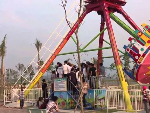 Tàu lượn ở Đảo Ngọc Xanh gặp sự cố, 1 trẻ tử vong, 2 cháu khác bị thương