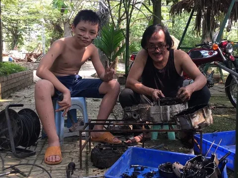 Nghệ sĩ Giang Còi trải qua 2 cuộc hôn nhân, 4 mặt con: Làm bố nghiêm khắc ra trò, mua hẳn 10.000m2 đất đưa con trốn thành phố để tránh sa ngã tuổi mới lớn