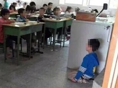 Xúc phạm học sinh, giáo viên có thể bị phạt tới 10 triệu đồng và buộc xin lỗi công khai