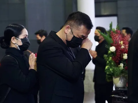 Tang lễ NSND Hoàng Dũng: Nhiều thế hệ diễn viên Việt Nam khóc ngất, đau xót đưa tiễn