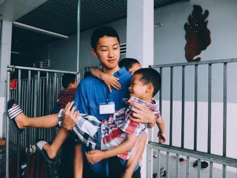 Bức thư gây 'rúng động' giúp nam sinh Tây Nguyên giành học bổng 3,2 tỷ đồng của VinUni.