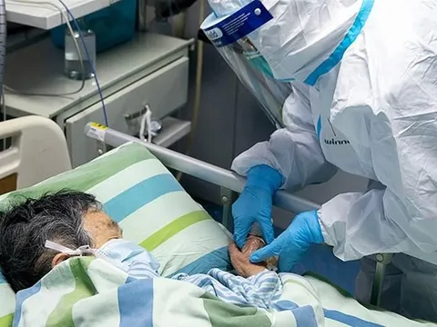 Vũ Hán tuyên bố hết dịch khi bệnh nhân cuối cùng rời bệnh viện