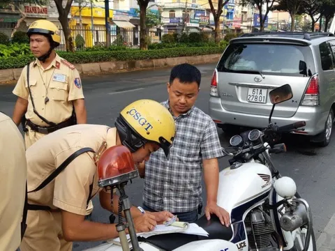 Những loại giấy tờ bắt buộc phải mang theo khi lái xe