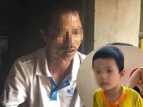 Phân trần của người bố bỏ rơi con tại cổng toà án nhân dân tỉnh Bắc Giang