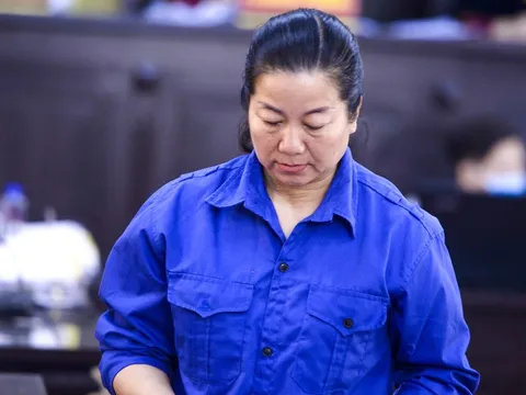Cuộc 'ngã giá' chớp nhoáng trong vụ gian lận thi cử ở Sơn La: 400 triệu nâng điểm 2 môn, môn thứ 3 thêm 40 triệu