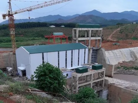 Kon Tum: Sập công trình thủy điện 6 người thương vong
