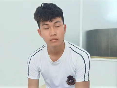 Bắt thanh niên chuyên lừa đảo, tống tình các cô gái trẻ bằng clip 'nóng'
