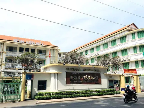 Bộ Công an khám xét Bệnh viện Mắt TP. HCM