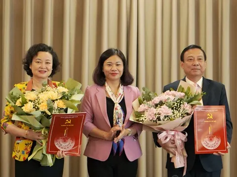 Thành ủy Hà Nội công bố các quyết định về công tác cán bộ